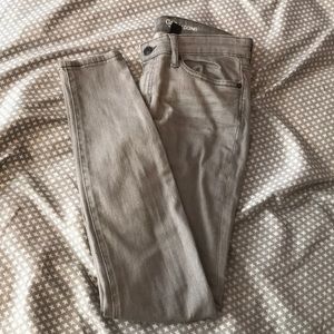 Grey skinny jeans